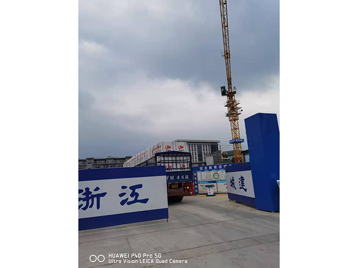 ���̰���